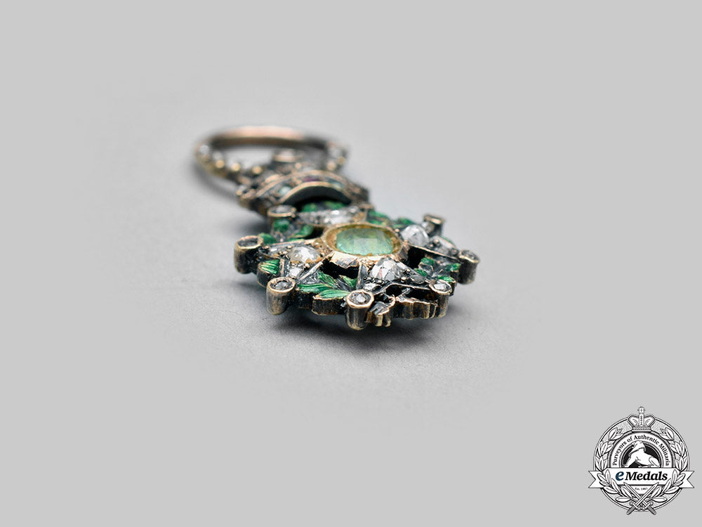 belgium,_kingdom._an_order_of_leopold,_grand_cross_miniature_in_gold,_diamonds_and_emeralds,_c.1860_c2020_157_mnc7029_1