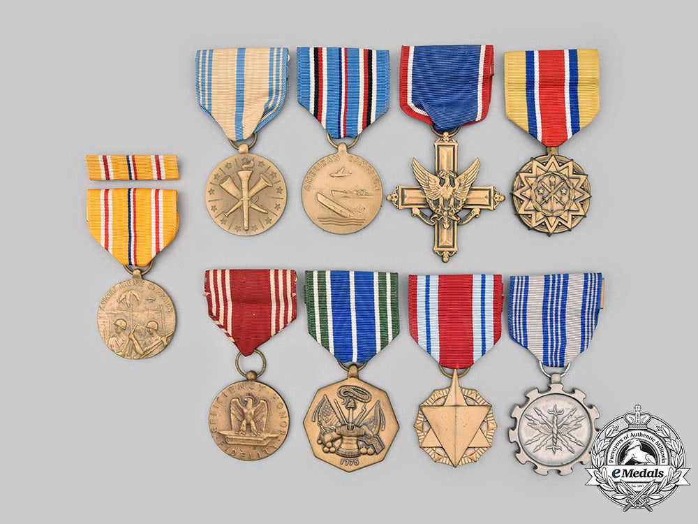 united_states._a_lot_of_nine_medals_c2020_164_mnc8780_1