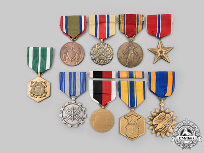 united_states._a_lot_of_nine_medals_c2020_166_mnc8788_1