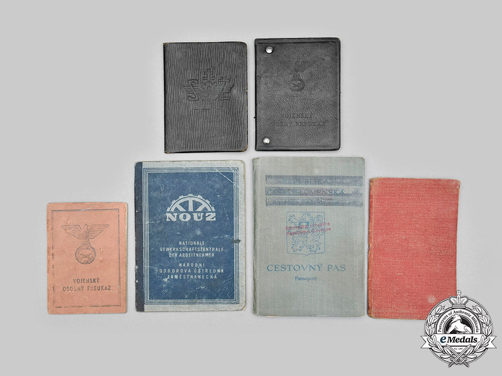 slovakia,_i_republic._a_mixed_lot_of_identity_booklets_and_documents_c2020_178_mnc1762_1