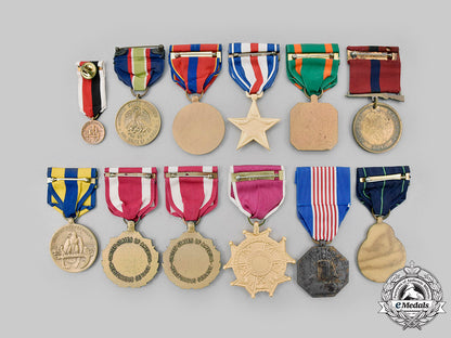 united_states._a_lot_of_twelve_medals_c2020_181_mnc8852_1