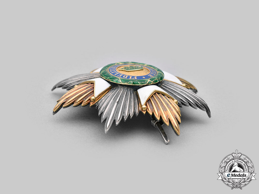 saxe-_ernestine,_dukedoms._a_house_order,_grand_cross_breast_star_by_godet,_c.1914_c2020_186_mnc4591_1_1