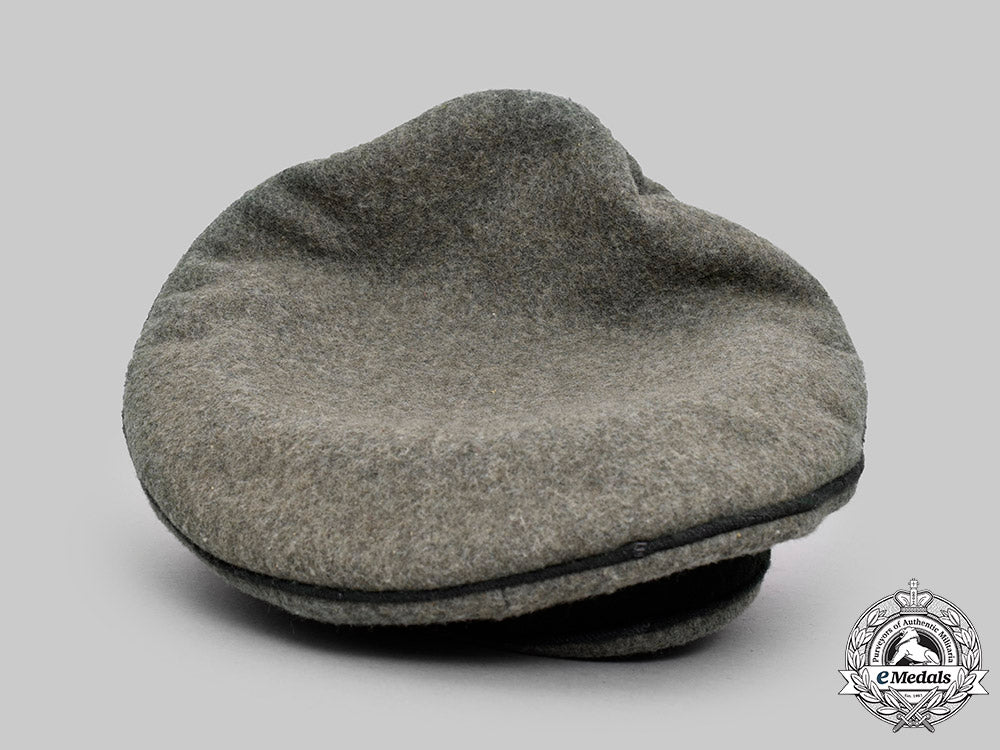 germany,_heer._an_administrative_officer’s_visor_cap_c2020_191_mnc7994_2_1