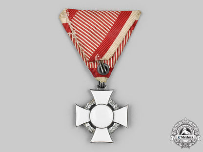 austria,_empire._a_military_merit_cross,_iii_class_with_war_decoration,_cased_c2020_194_mnc0653