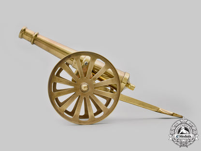 united_states._a_pair_of_mid20_th_century_large_brass_desk_cannons_c2020_194_mnc8714_1_1