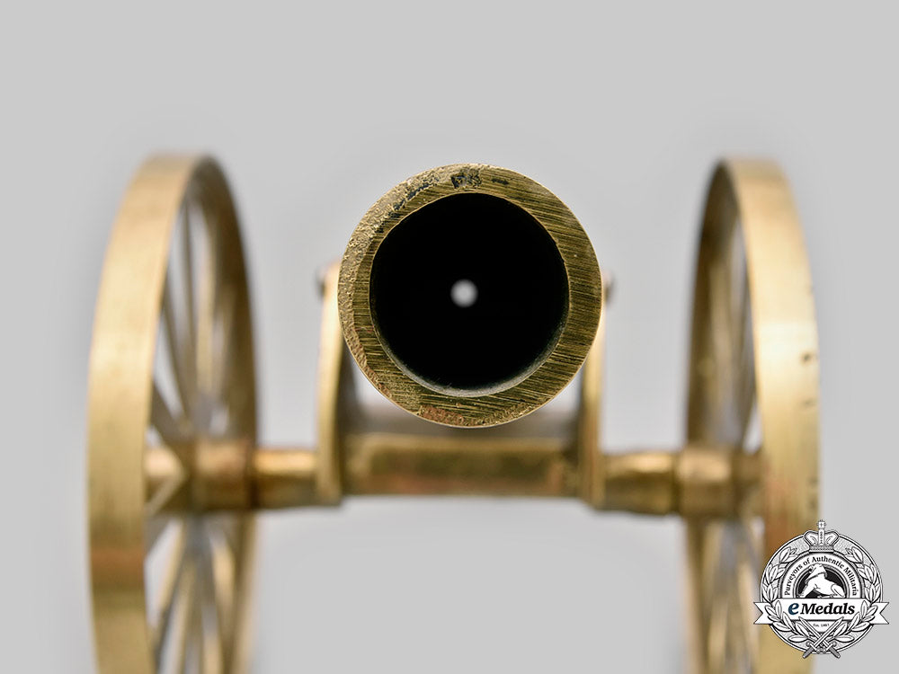 united_states._a_pair_of_mid20_th_century_large_brass_desk_cannons_c2020_197_mnc8721_1_1