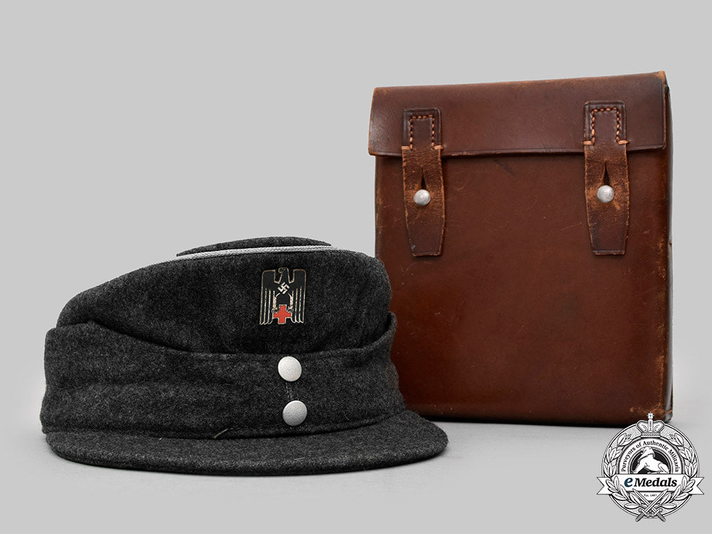 germany,_drk._a_red_cross_officer’s_m43-_style_cap&_medical_pouch_c2020_209_mnc5400