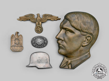 germany,_third_reich._a_mixed_lot_of_badges_and_insignia_c2020_210_mnc0675