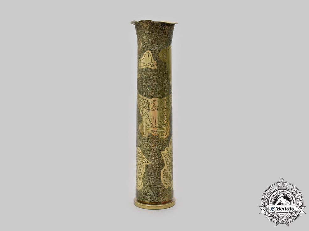 united_states._a_pair_of_usmc_trench_art_brass_shell_cases_c2020_221_mnc8912