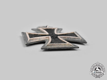 germany,_wehrmacht._a1939_iron_cross_ii_class_c2020_229_mnc0804