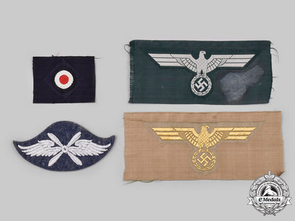 germany,_wehrmacht._a_lot_of_uniform_insignia_c2020_236_mnc0831_1