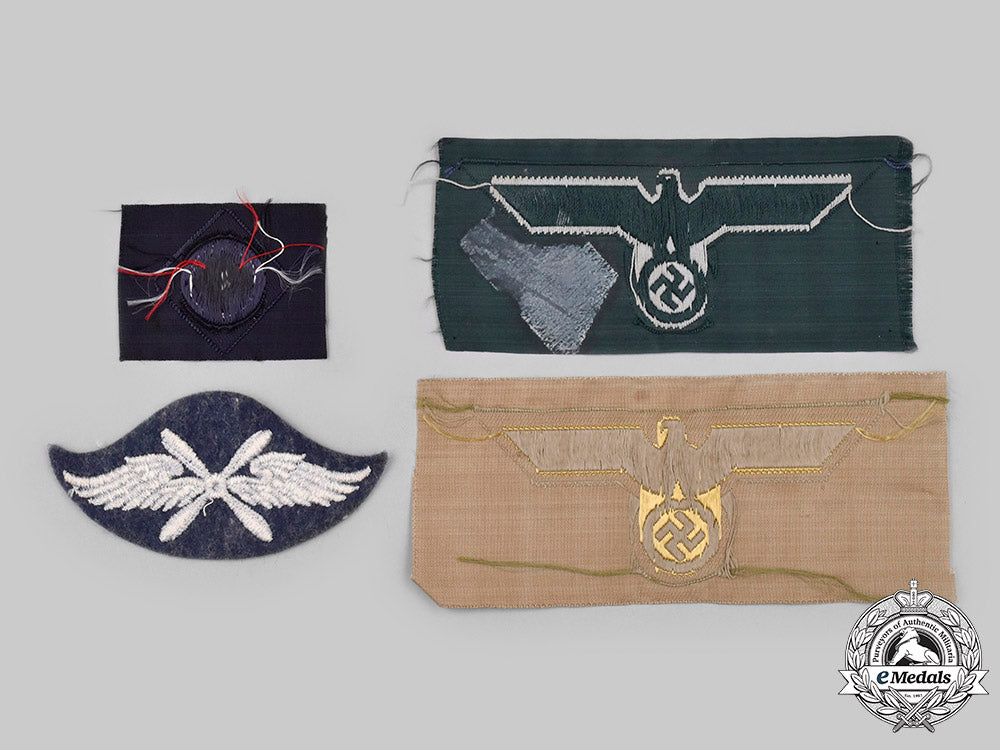 germany,_wehrmacht._a_lot_of_uniform_insignia_c2020_237_mnc0833_1