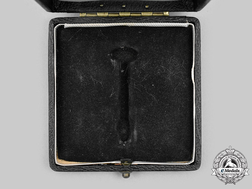 germany,_wehrmacht._a_presentation_case_for_a1939_iron_cross_i_class_c2020_241_mnc4704