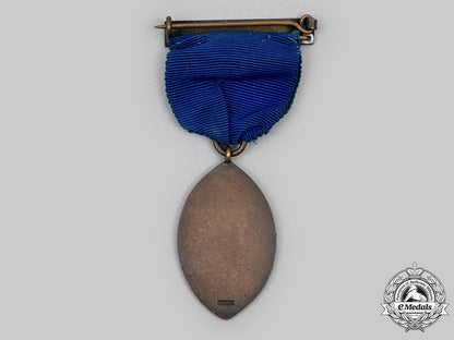 united_kingdom._lot_of_eleven_assorted_medals_and_tokens_c2020_249_mnc8110_1