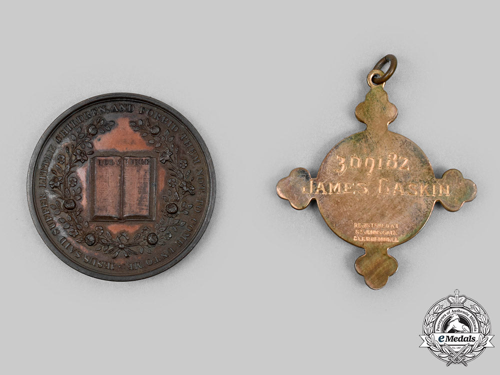 united_kingdom._lot_of_eleven_assorted_medals_and_tokens_c2020_251_mnc8117_1