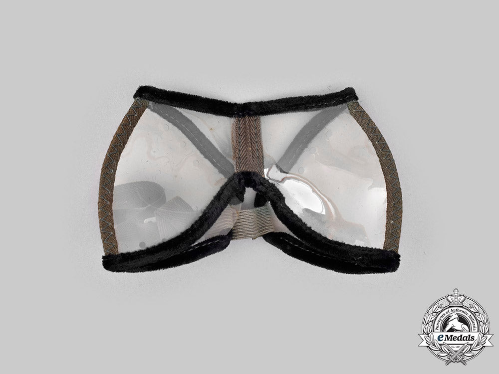 germany,_wehrmacht._two_sets_of_m42_dust_goggles_c2020_251_mnc8960_1