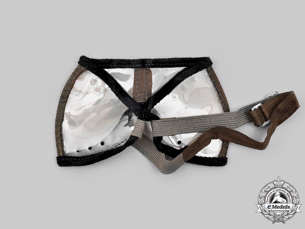 germany,_wehrmacht._two_sets_of_m42_dust_goggles_c2020_252_mnc8967_1