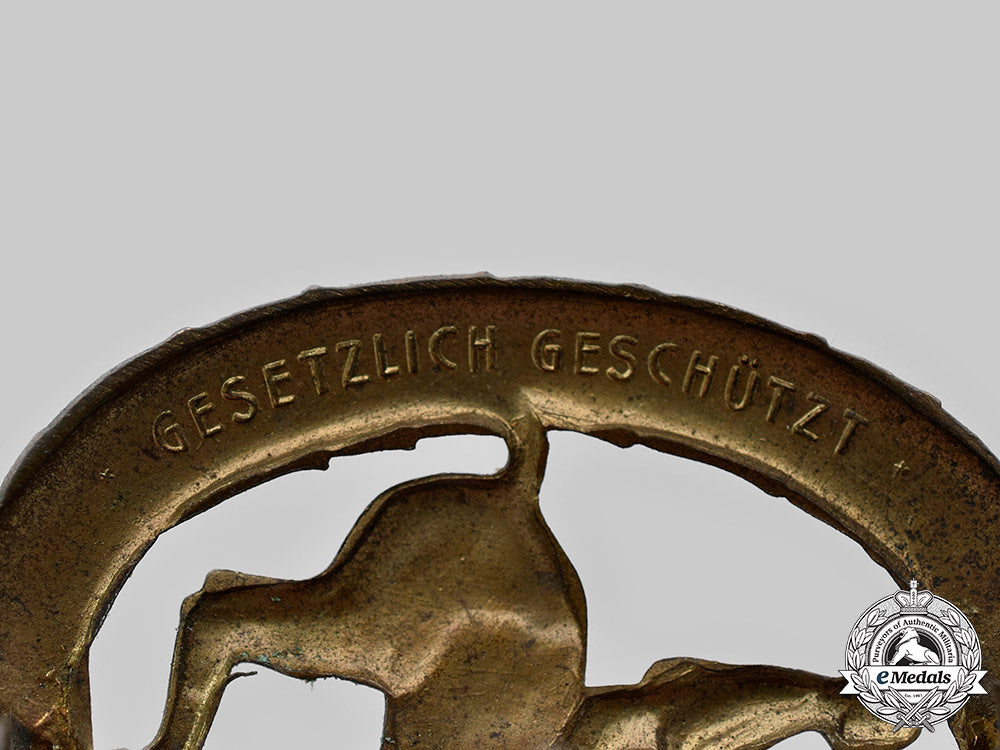 germany,_wehrmacht._a_pair_of_badges_c2020_260_mnc4750_1_1