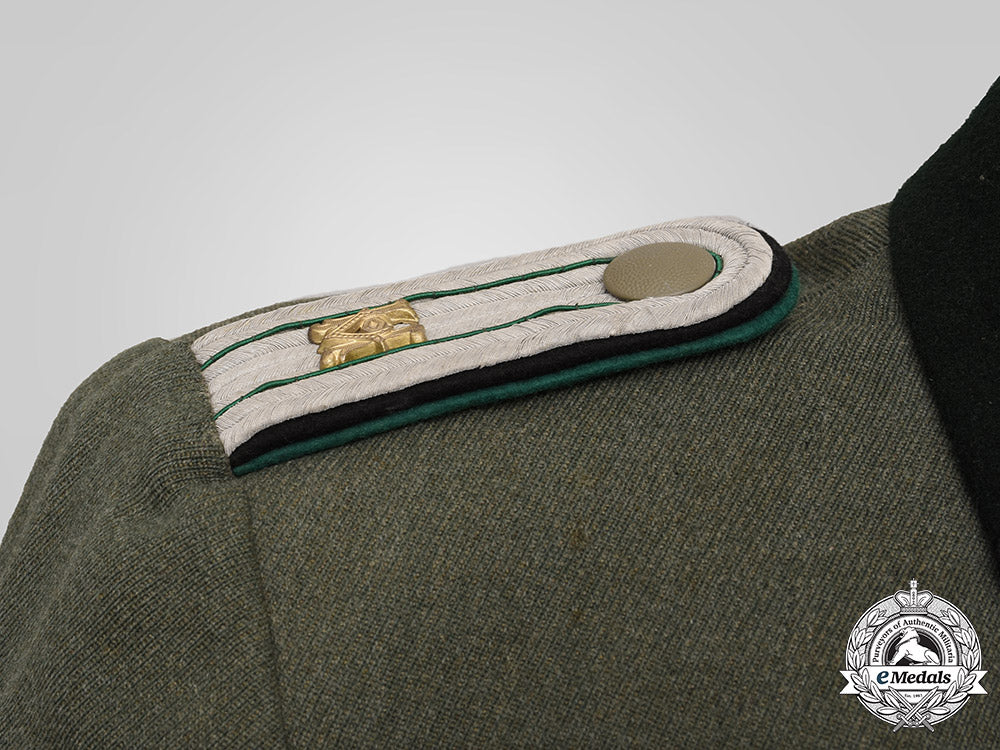 germany,_wehrmacht._an_armed_forces_official_engineer/_technical_staff_officer-_grade_service_tunic_c2020_283emd_0356_1_1