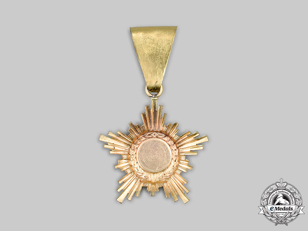 romania,_socialist_republic._an_order_of_the_star_of_the_socialist_republic,_i_class_grand_cross_badge,_c.1970_c2020_290_mnc3187_1