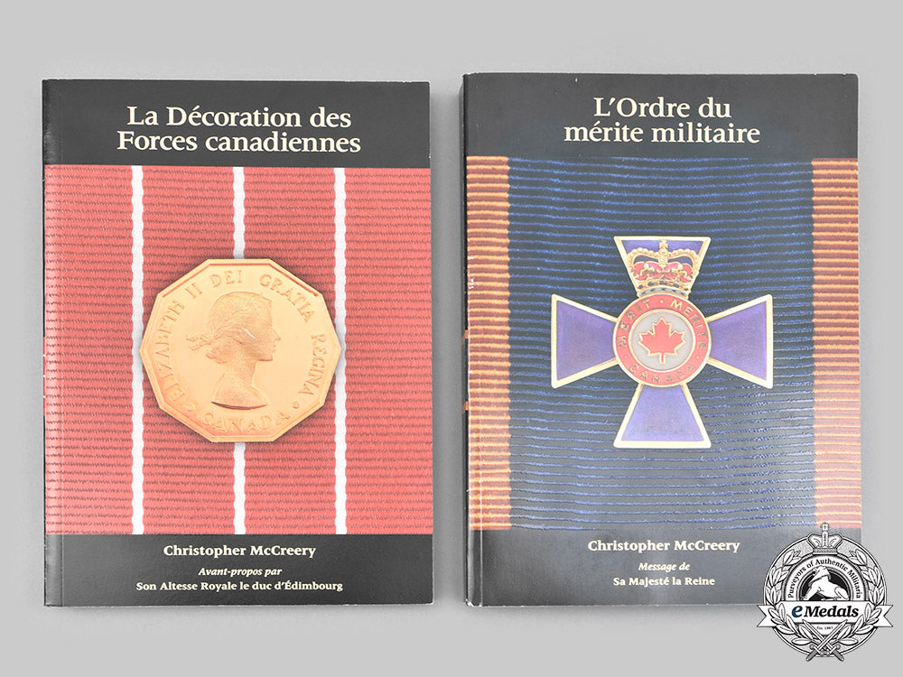 canada,_commonwealth._two_official_canadian_armed_forces_award_publications,_bilingual_c2020_291_mnc4552