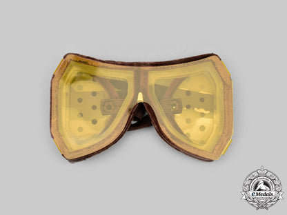 slovakia._i_republic._a1940_downhill_ski_victor’s_trophy,_with_goggles_c2020_291_mnc9041_1