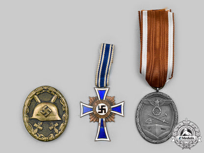 germany,_third_reich._a_lot_of_medals&_awards_c2020_296_mnc2253