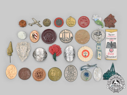germany._a_mixed_lot_of_commemorative_badges_c2020_296_mnc2321
