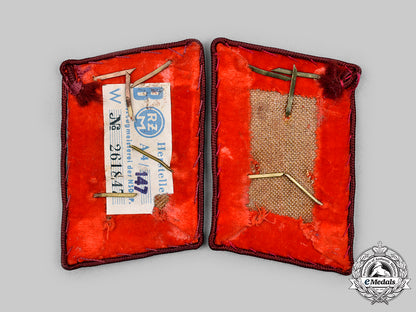 germany,_nsdap._a_set_of_gau-_level_befehlsleiter_collar_tabs_c2020_298_mnc0418_1