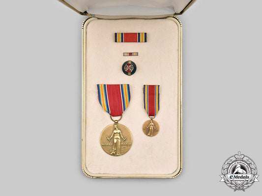 united_states._a_world_war_ii_victory_medal,_cased_c2020_310_mnc2118