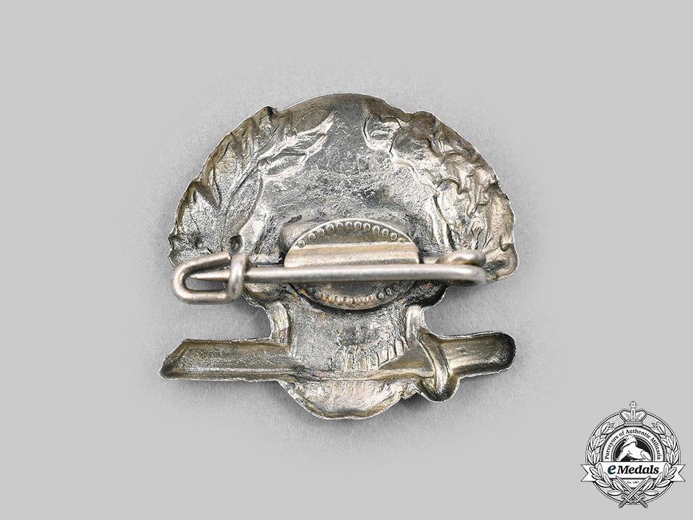 italy,_kingdom._an_arditi_skull_badge_c2020_310_mnc2568