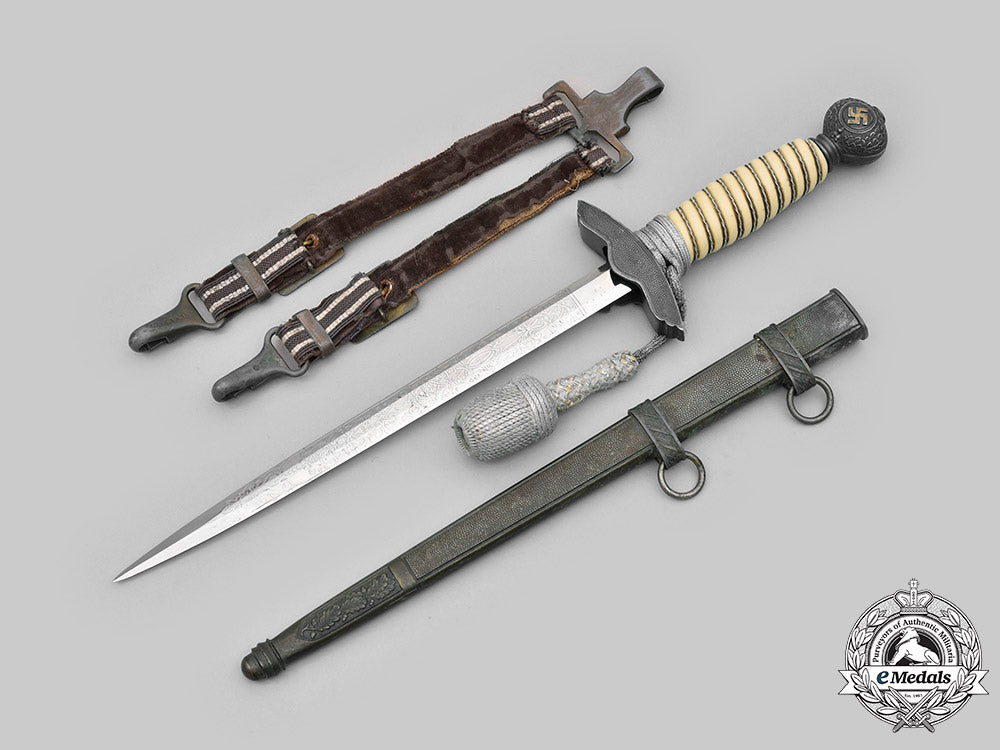 germany,_luftwaffe._a_ii_pattern_officer’s_dagger_with_etched_blade&_hanger,_by_emil_voos_c2020_3151_mnc1499_1