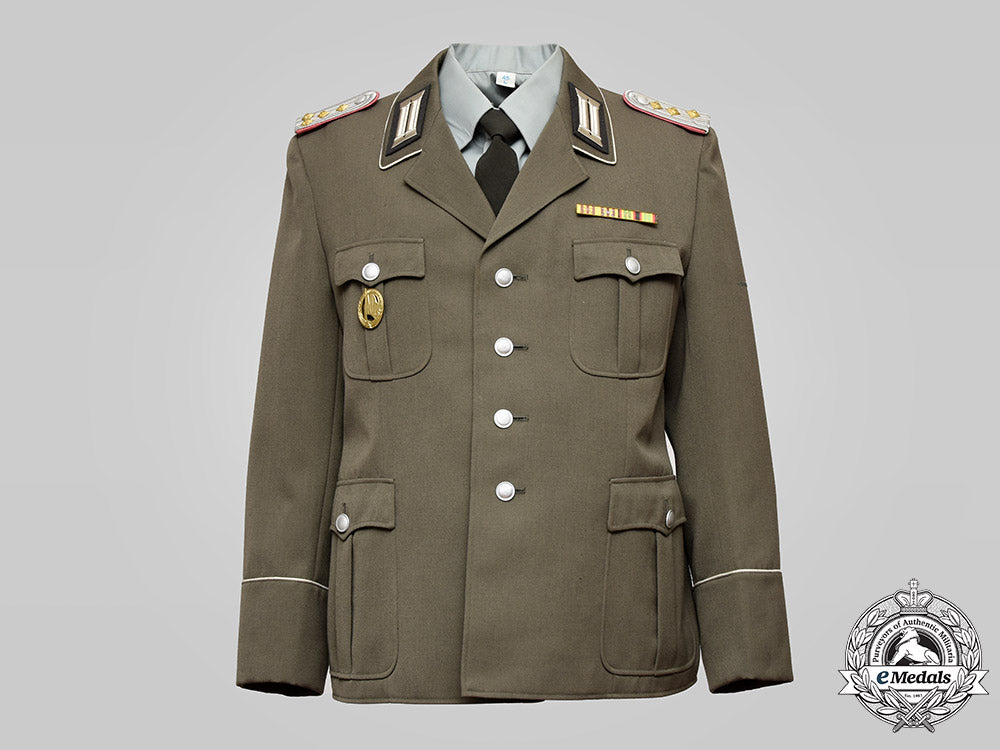 germany,_ddr._a_national_people’s_army_panzer_hauptmann_dress_uniform_c2020_316cbb_0789