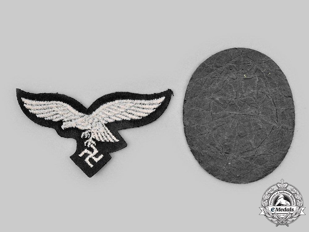 germany,_wehrmacht._a_pair_of_uniform_insignia_c2020_323_mnc2594_1
