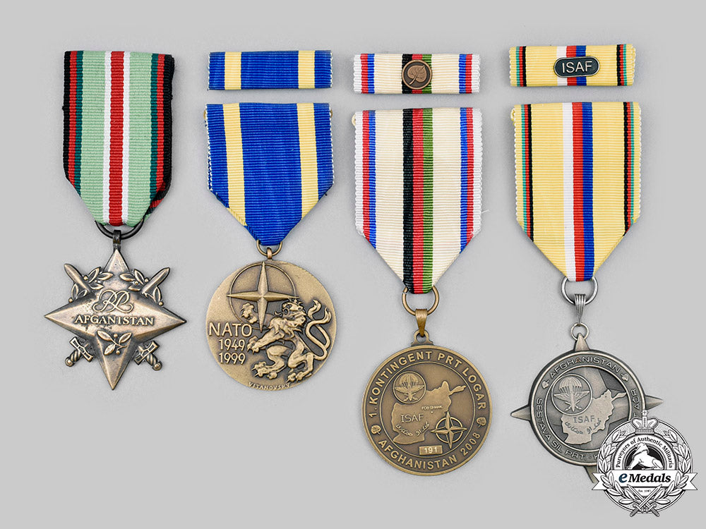 czech_republic;_poland,_republic._a_lot_of_four_awards&_decorations_c2020_325_mnc1472_1_1