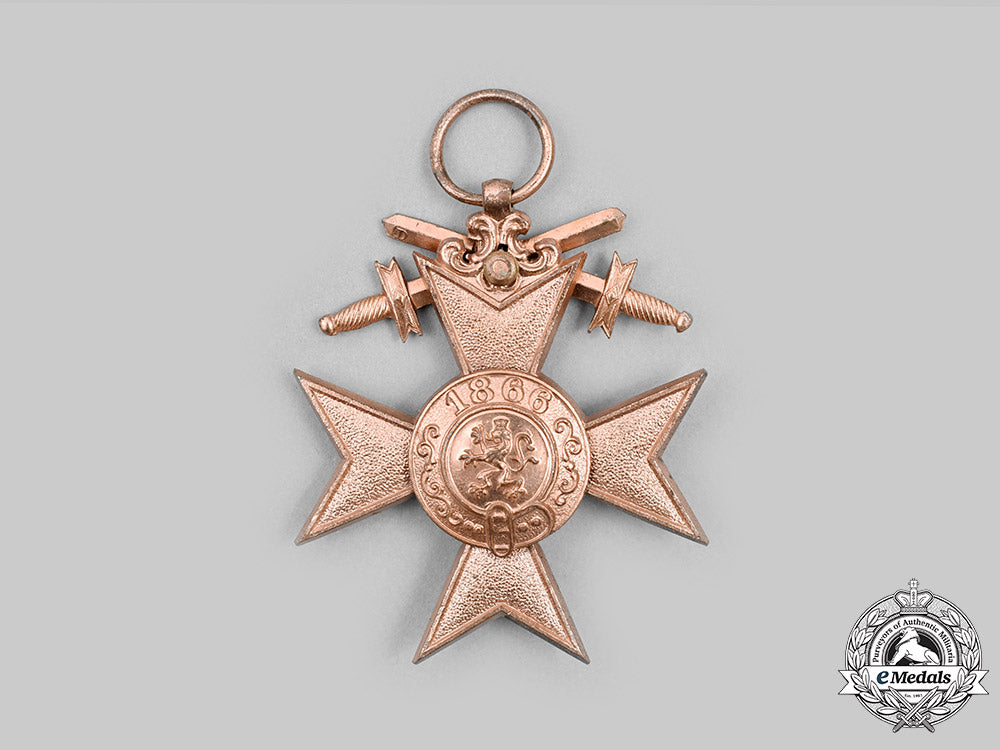 bavaria,_kingdom._a_military_merit_cross,_iii_class_with_swords_and_case,_c.1918_c2020_333_mnc2618
