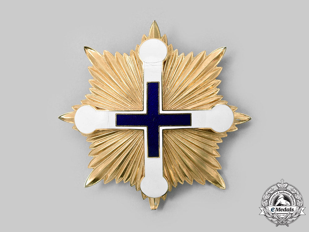 international._an_unidentified_byzantine_cross_religious_decoration_c2020_335_mnc1668_1_1