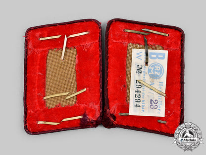 germany,_nsdap._a_set_of_gau-_level_oberdienstleiter_collar_tabs_c2020_345_mnc0380