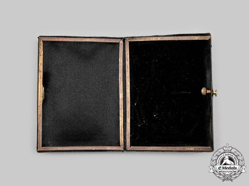 germany,_prussia._a_general_honour_decoration,_ii_class,_with_case_c2020_352_mnc2277