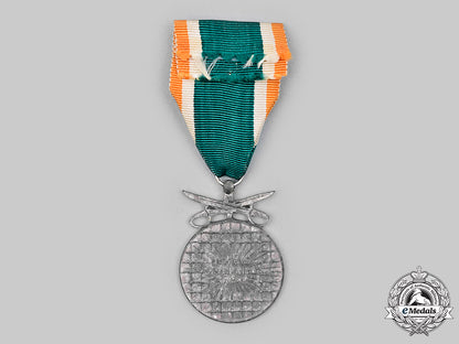 germany,_wehrmacht._an_azad_hind_medal_in_silver_with_swords_c2020_354_mnc0405_1_1