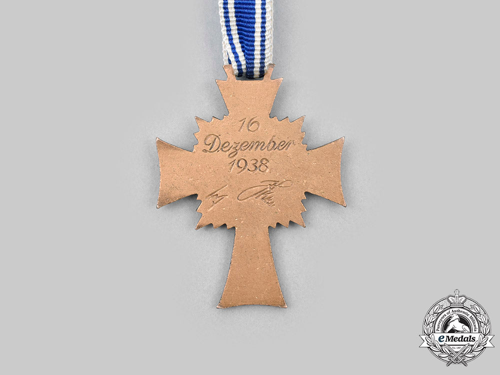 germany,_third_reich._an_honour_cross_of_the_german_mother,_bronze_grade,_by_maria_schenkl_c2020_379_mnc1903