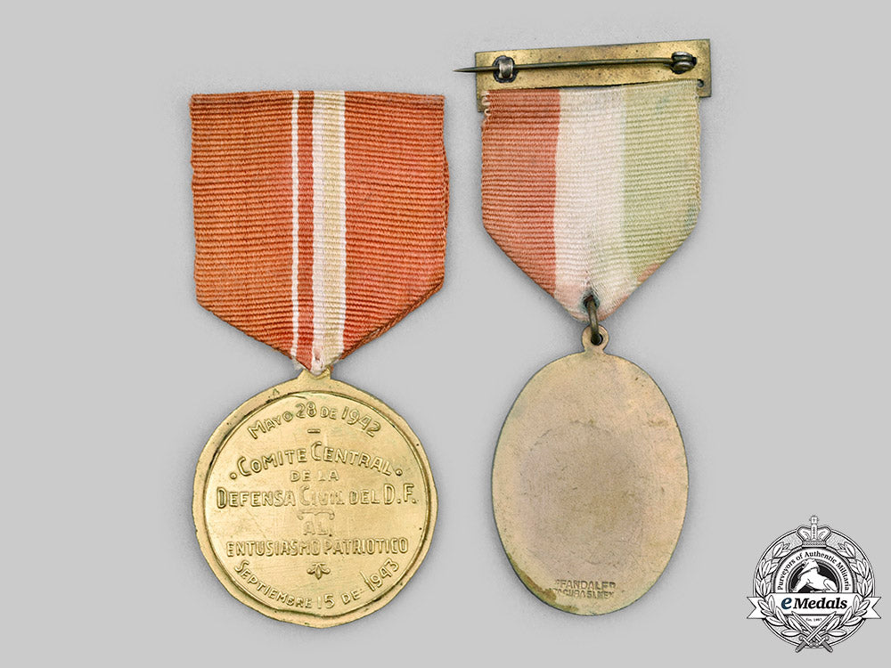 mexico,_united_mexican_states._a_lot_of_two_medals,_c.1943_c2020_379_mnc8471_1