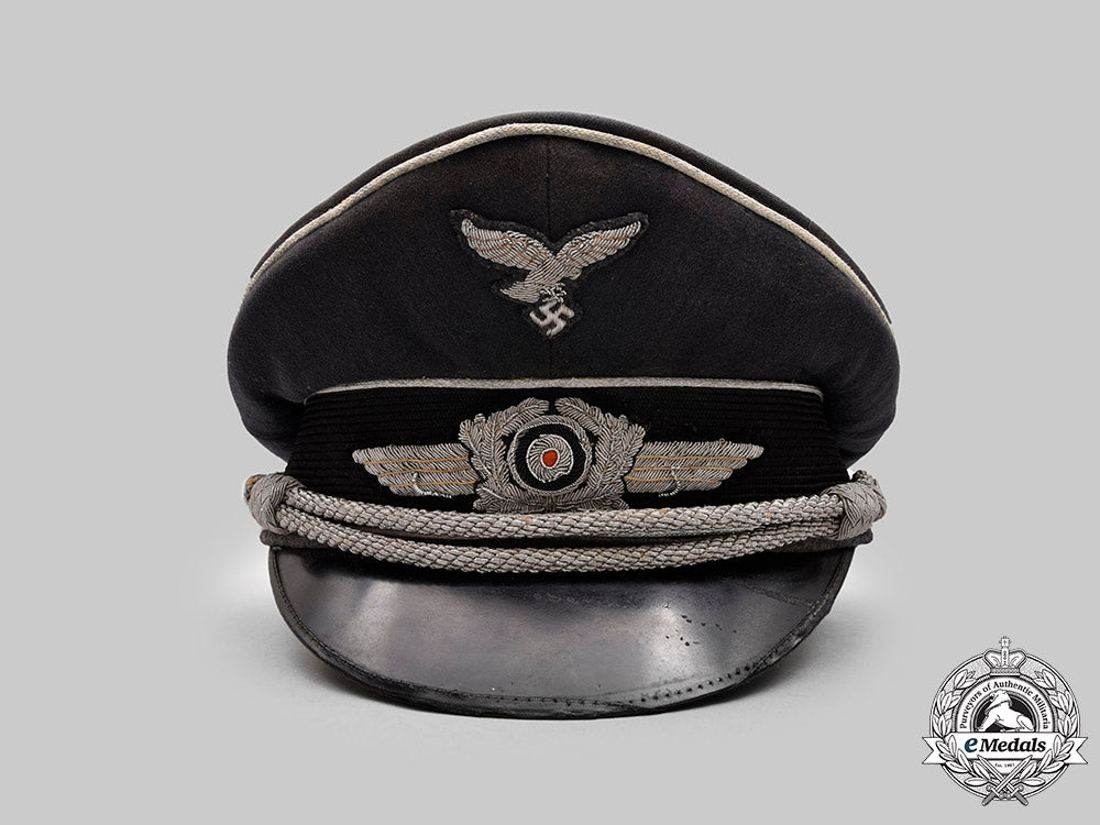 germany,_luftwaffe._an_owner-_attributed_officer’s_visor_cap_c2020_383_mnc9463_1