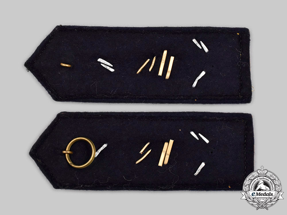 germany,_kriegsmarine._a_set_of_defence_ordnance_artificer_stabsoberfeldwebel_shoulder_boards_c2020_392_mnc3570_1_1_1