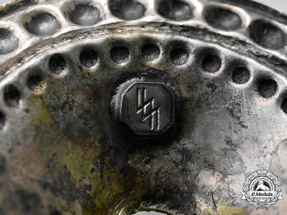 germany,_ss._a_silver_brooch,_by_otto_gahr_c2020_407_mnc1542_1_1