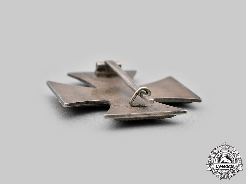 germany,_wehrmacht._a1939_iron_cross_i_class,_with_case,_by_c.f._zimmermann_c2020_427_mnc4943