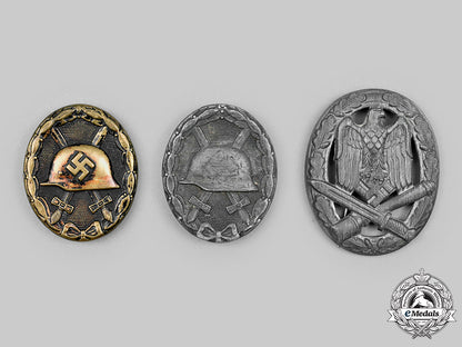 germany,_wehrmacht._a_lot_of_service_badges_c2020_430_mnc1609_1