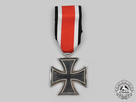 germany,_wehrmacht._an_unusual&_possibly_unique_iron_cross_ii_class1939,_by_friedrich_keller_c2020_436_mnc6216_1