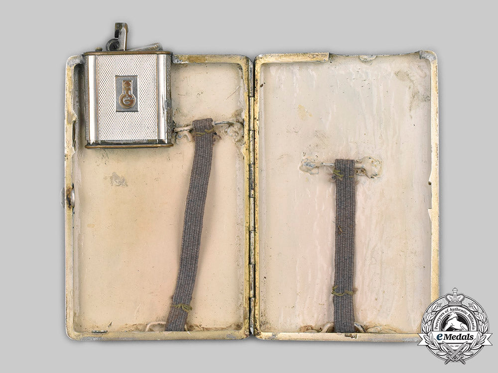germany,_wehrmacht._a_unique_combined_trench_art_lighter_and_cigarette_case_c2020_442_mnc4016