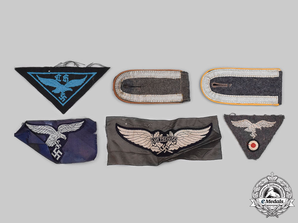 germany,_luftwaffe._a_mixed_lot_of_uniform_insignia_c2020_446_mnc4022_1